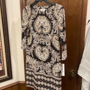 Women’s Maggy L dress, NWT mixture of brown with blush quarter sleeve size 4